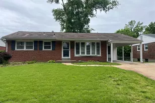 270 W St Anthony Ln, Florissant, MO 63031 - Photo 1