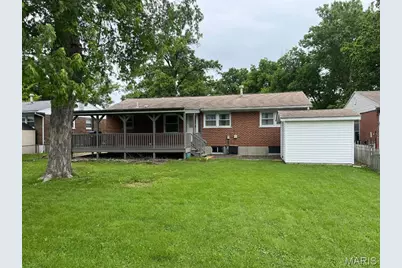 270 W Saint Anthony Lane, Florissant, MO 63031 - Photo 4