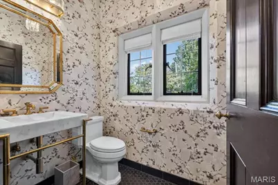 5795 Lindell Boulevard, Saint Louis, MO 63112 - Photo 22