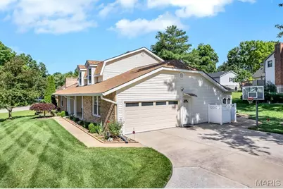 1748 Golden Lake Court, Chesterfield, MO 63017 - Photo 50