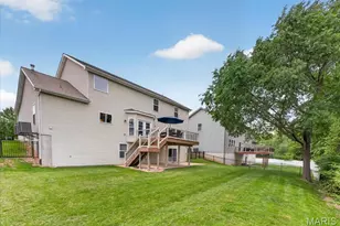 688 Stoney Creek Ln, Ballwin, MO 63021 - Photo 44