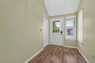 15819 Kersten Ridge Ct, Chesterfield, MO 63017 - Photo 6