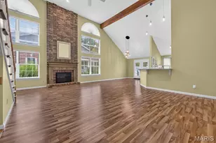 15819 Kersten Ridge Ct, Chesterfield, MO 63017 - Photo 8