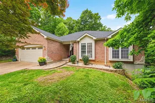 609 Hoene Ridge Estates Dr, Eureka, MO 63025 - Photo 2