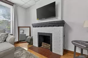 736 Dover Pl, Saint Louis, MO 63111 - Photo 8