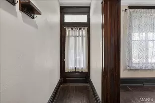 2303-2305 Russell Blvd, Saint Louis, MO 63104 - Photo 4
