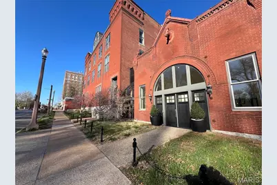 3556 Magnolia Avenue #202, Saint Louis, MO 63118 - Photo 2