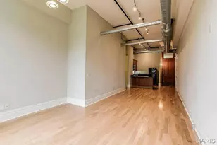 3556 Magnolia Ave, Saint Louis, MO 63118 - Photo 6
