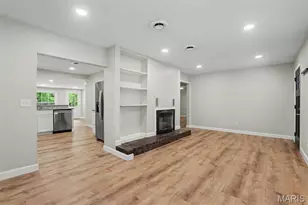 55 Garden Ln, Maryland Heights, MO 63043 - Photo 14