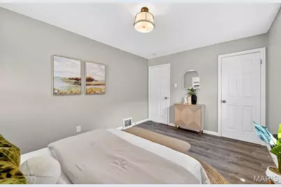 905 Russell Boulevard, Saint Louis, MO 63104 - Photo 10