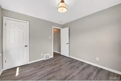 905 Russell Boulevard, Saint Louis, MO 63104 - Photo 12