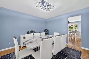 2902 Flameglow Dr, Oakville, MO 63129 - Photo 8