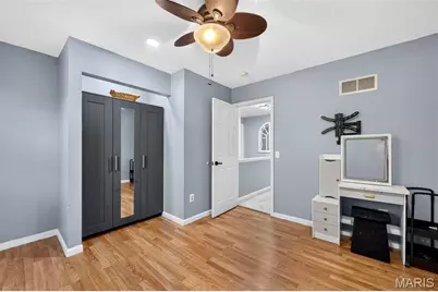 2902 Flameglow Drive, Oakville, MO 63129 - Photo 28