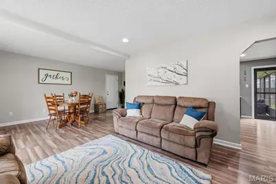802 Love Drive, O'Fallon, MO 63366 - Photo 8
