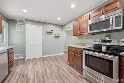 802 Love Drive, O'Fallon, MO 63366 - Photo 18