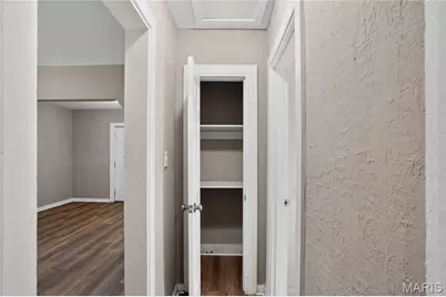 8024 Cler Avenue, Saint Louis, MO 63114 - Photo 16