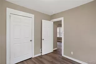 8024 Cler Ave, Saint Louis, MO 63114 - Photo 14