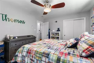1031 Dovergate Dr, Kirkwood, MO 63122 - Photo 26