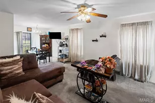 73 Jost Villa Dr, Florissant, MO 63034 - Photo 12