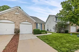 73 Jost Villa Dr, Florissant, MO 63034 - Photo 4