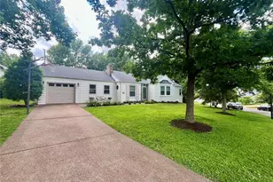 9400 Tilles Dr, Brentwood, MO 63144 - Photo 4