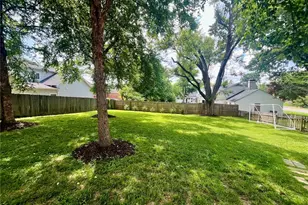 9400 Tilles Dr, Brentwood, MO 63144 - Photo 8