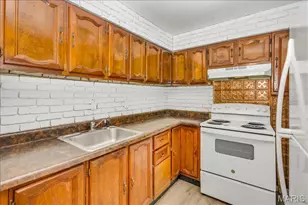 7461 Castro Dr, Ferguson, MO 63135 - Photo 12