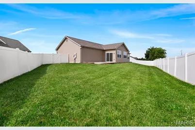 343 Aspen Creek Drive, Wentzville, MO 63385 - Photo 6