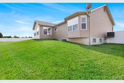 343 Aspen Creek Drive, Wentzville, MO 63385 - Photo 8