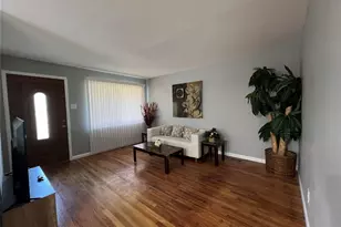 1181 Belrue Ave, University City, MO 63130 - Photo 2