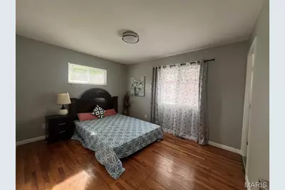 1181 Belrue Avenue, University City, MO 63130 - Photo 8