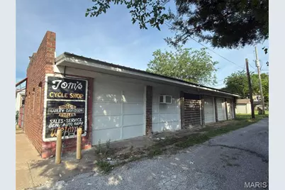 610 Warren Barrett Drive, Hannibal, MO 63401 - Photo 2