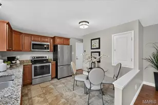 947 Oakfield Dr, Ballwin, MO 63021 - Photo 10