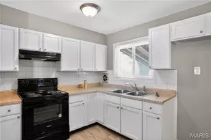 1200 Congress Ave, Saint Louis, MO 63138 - Photo 10
