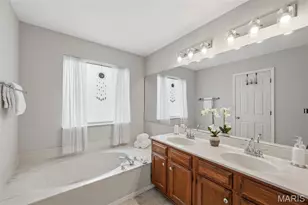 2137 Telford Dr, Mehlville, MO 63125 - Photo 24