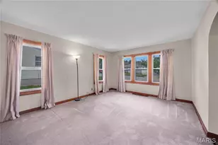 428 W 9th St, Hermann, MO 65041 - Photo 6