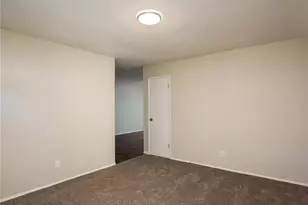 6766 Lesli Mari Ct, Saint Louis, MO 63033 - Photo 8