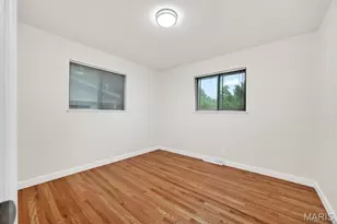8625 Moran Pl, Saint Louis, MO 63114 - Photo 22