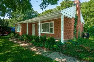 377 N Schlueter Ave, Saint Louis, MO 63135 - Photo 1