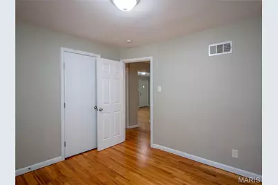 101 Florwood Court, Saint Louis, MO 63135 - Photo 10