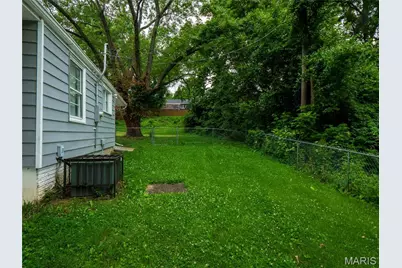 101 Florwood Court, Saint Louis, MO 63135 - Photo 22