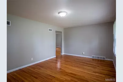 101 Florwood Court, Saint Louis, MO 63135 - Photo 4