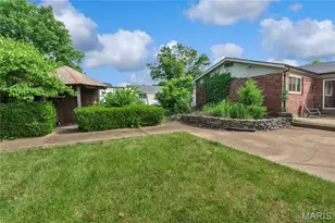 1542 Langholm Dr, Florissant, MO 63031 - Photo 8