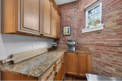 3438 Russell Boulevard #CH100, Saint Louis, MO 63109 - Photo 14
