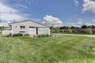 1350 Charbonier Rd, Florissant, MO 63031 - Photo 42