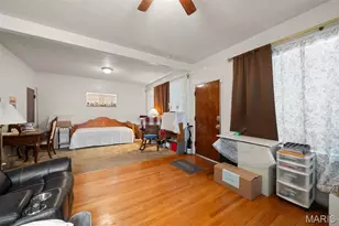4309 Dewey Ave, Saint Louis, MO 63116 - Photo 2