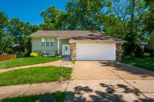 12258 Trailoaks Ct, Black Jack, MO 63033 - Photo 1