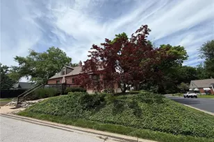 1901 Krekel Pl, Saint Charles, MO 63301 - Photo 2