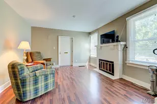 2207 Alameda Ave, Saint Louis, MO 63143 - Photo 2