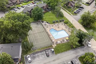 1090 Humber Cir, Saint Louis, MO 63129 - Photo 24